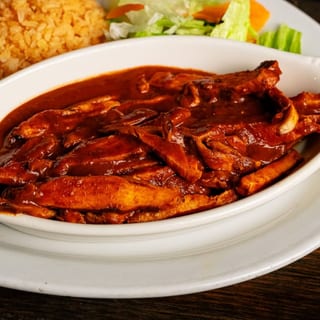 Pollo Mole A/C